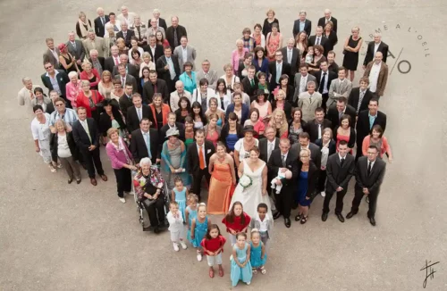 photo de groupe mariage en coeur Dijon