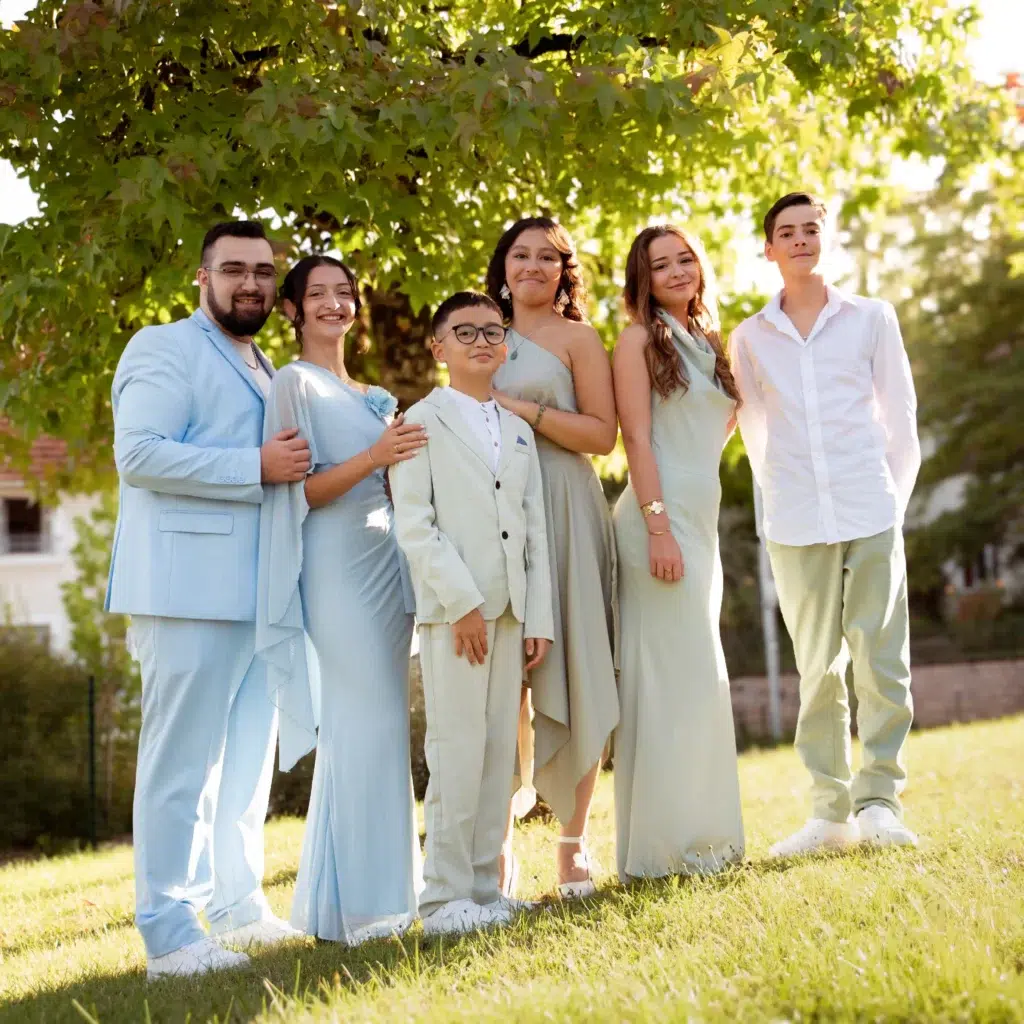 groupe famille des mariés à Genlis